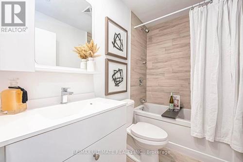 615 - 75 Canterbury Place, Toronto, ON - Indoor Photo Showing Bathroom