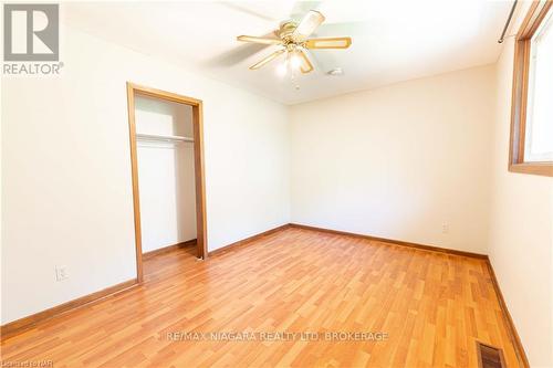 10 Dundas Crescent, St. Catharines, ON - Indoor Photo Showing Other Room