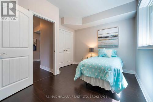 9148 Hendershot Boulevard, Niagara Falls (219 - Forestview), ON - Indoor Photo Showing Bedroom