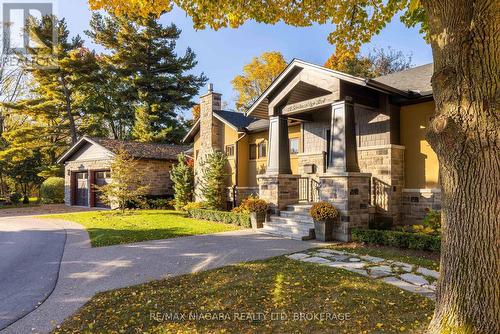 32 Breckenridge Boulevard, St. Catharines (453 - Grapeview), ON - Outdoor With Facade