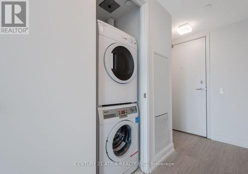 5007 - 181 Dundas Street, Toronto, ON - Indoor Photo Showing Laundry Room