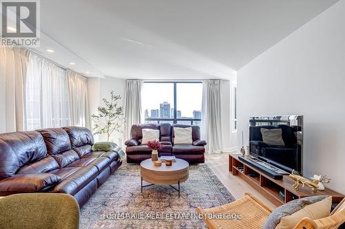 1102 - 192 Jarvis Street, Toronto, ON - Indoor Photo Showing Living Room