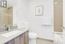 5507 - 395 Bloor Street E, Toronto, ON  - Indoor Photo Showing Bathroom 