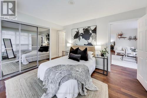 304 - 761 Bay Street, Toronto, ON - Indoor Photo Showing Bedroom