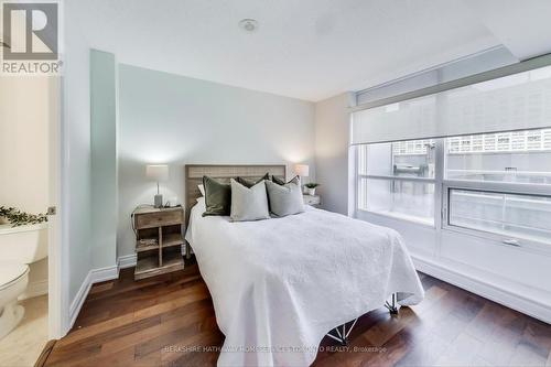 304 - 761 Bay Street, Toronto, ON - Indoor Photo Showing Bedroom