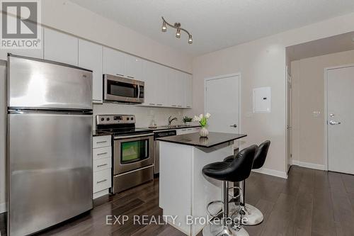 616 - 15 Bruyeres Mews, Toronto, ON - Indoor Photo Showing Kitchen With Stainless Steel Kitchen