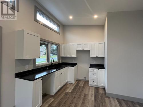 42-46 Glam Road, Clarkes Beach, NL - Indoor Photo Showing Kitchen