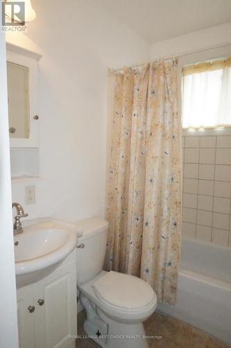 105 May Street, Temiskaming Shores (New Liskeard), ON - Indoor Photo Showing Bathroom