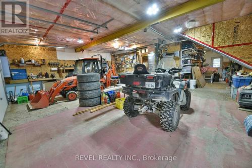 1482 Rice Lake Road, Iroquois Falls, ON - Indoor Photo Showing Garage