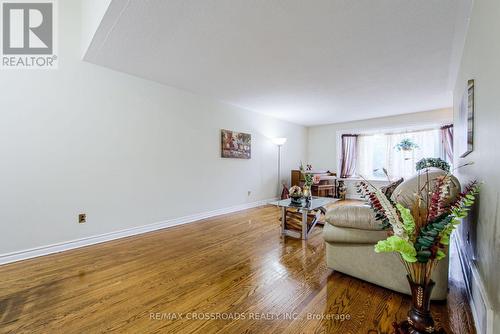 14 Baltray Crescent, Toronto, ON - Indoor Photo Showing Living Room