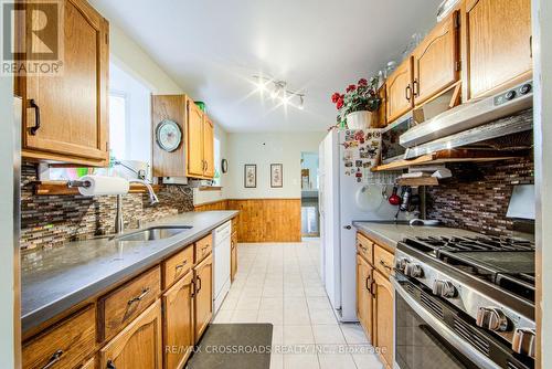 14 Baltray Crescent, Toronto, ON - Indoor Photo Showing Kitchen