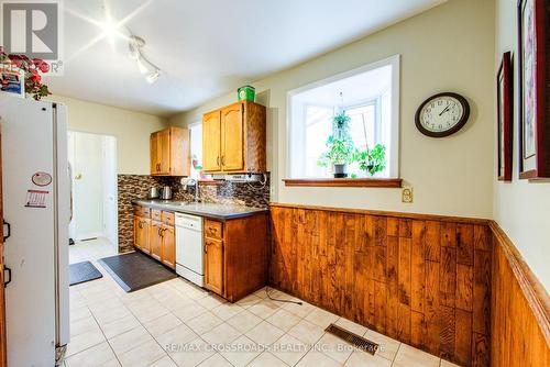 14 Baltray Crescent, Toronto, ON - Indoor Photo Showing Kitchen