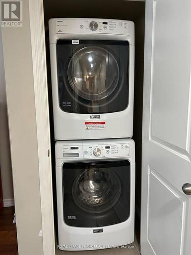 1418 Simcoe Street S, Oshawa (Lakeview), ON - Indoor Photo Showing Laundry Room