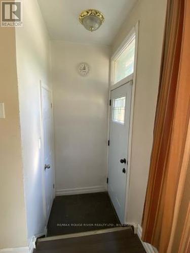 332 Rosedale Drive, Whitby (Downtown Whitby), ON - Indoor Photo Showing Other Room