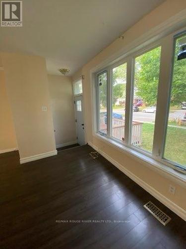 332 Rosedale Drive, Whitby (Downtown Whitby), ON - Indoor Photo Showing Other Room