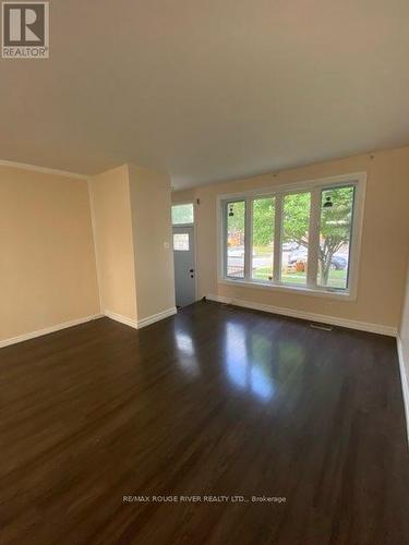 332 Rosedale Drive, Whitby (Downtown Whitby), ON - Indoor Photo Showing Other Room