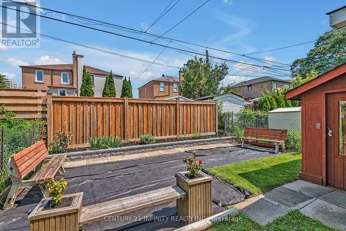 55 Laurel Avenue, Toronto (Kennedy Park), ON - Outdoor