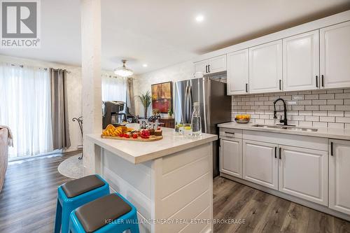 207 - 131 Taunton Road E, Oshawa (Centennial), ON - Indoor Photo Showing Kitchen With Double Sink With Upgraded Kitchen