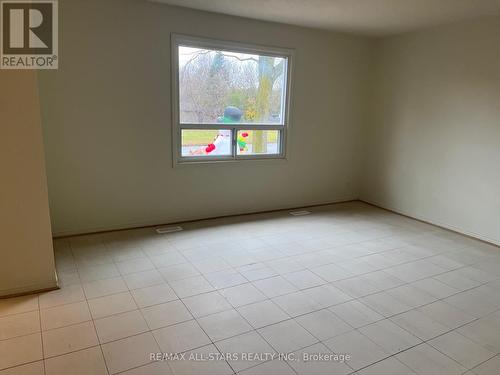 51 Maryknoll Avenue, Kawartha Lakes (Lindsay), ON - Indoor Photo Showing Other Room