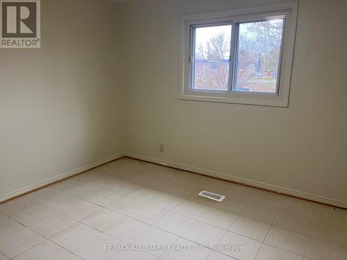 51 Maryknoll Avenue, Kawartha Lakes (Lindsay), ON - Indoor Photo Showing Other Room