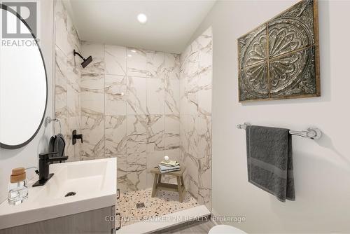 122 Mcgill Drive, Kawartha Lakes (Janetville), ON - Indoor Photo Showing Bathroom