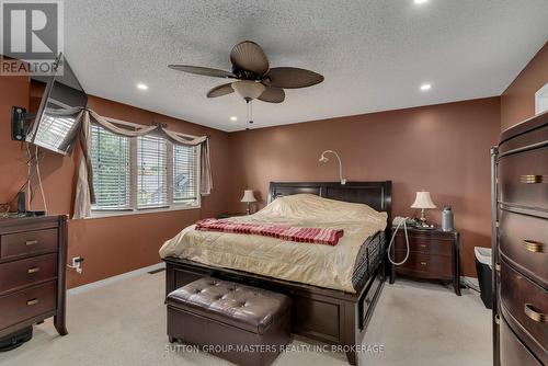 500 Weston Crescent, Kingston (East Gardiners Rd), ON - Indoor Photo Showing Bedroom