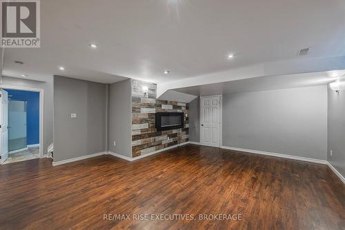 2093 Swanfield Street, Kingston, ON - Indoor