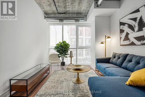 1009 - 150 Marketplace Avenue, Ottawa, ON - Indoor Photo Showing Living Room