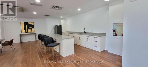 1009 - 150 Marketplace Avenue, Ottawa, ON - Indoor