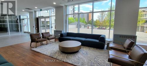 1009 - 150 Marketplace Avenue, Ottawa, ON - Indoor