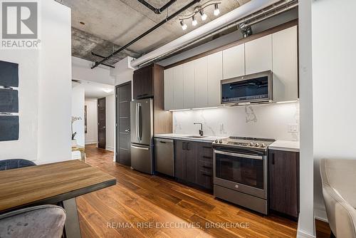 1009 - 150 Marketplace Avenue, Ottawa, ON - Indoor Photo Showing Kitchen With Upgraded Kitchen