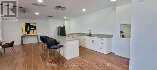 718 - 150 Marketplace Avenue, Ottawa, ON - Indoor