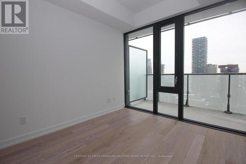 3612 - 161 Roehampton Avenue, Toronto (Mount Pleasant West), ON - Outdoor With Balcony With Exterior