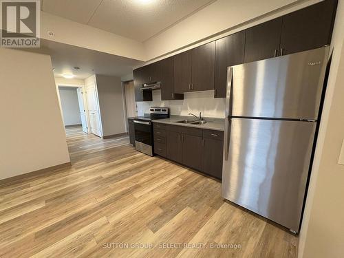 602 - 99 Pond Mills Road, London, ON - Indoor Photo Showing Kitchen With Stainless Steel Kitchen With Double Sink