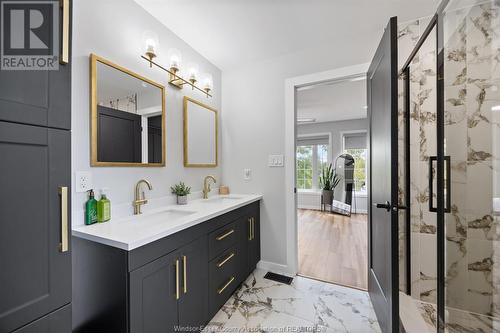 455 Runstedler Drive, Lasalle, ON - Indoor Photo Showing Bathroom