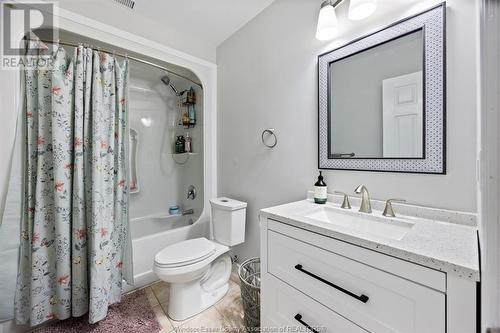 455 Runstedler Drive, Lasalle, ON - Indoor Photo Showing Bathroom