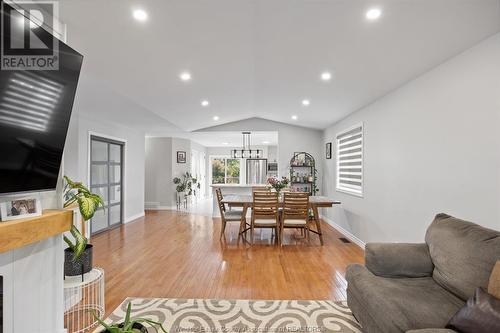 455 Runstedler Drive, Lasalle, ON - Indoor Photo Showing Living Room