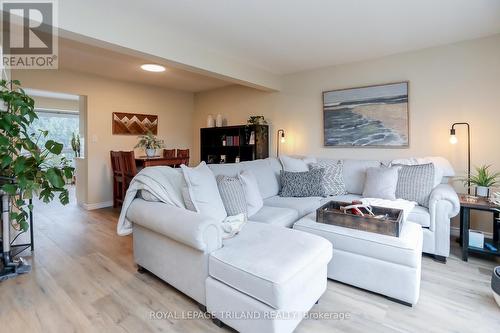 26 - 1990 Wavell Street, London, ON - Indoor Photo Showing Living Room