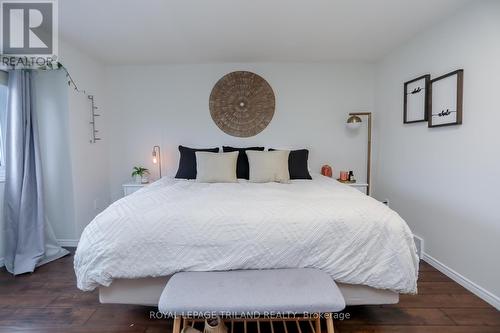 26 - 1990 Wavell Street, London, ON - Indoor Photo Showing Bedroom