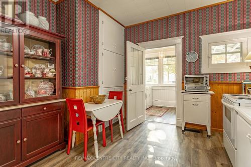 99 Boullee Street, London, ON - Indoor Photo Showing Kitchen