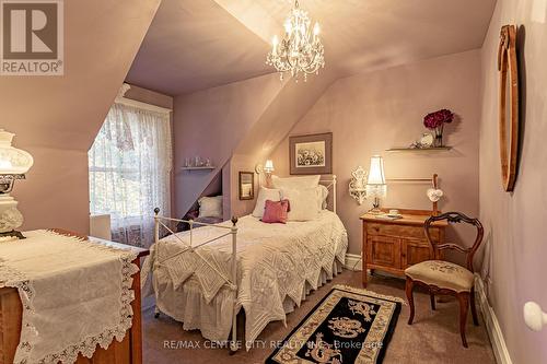 99 Boullee Street, London, ON - Indoor Photo Showing Bedroom