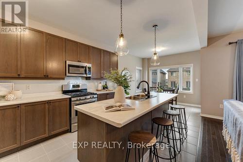 2089 Galloway Street, Innisfil, ON - Indoor Photo Showing Kitchen With Double Sink