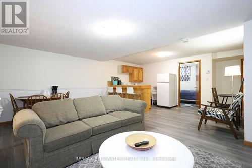 12 Park Avenue, Lambton Shores (Grand Bend), ON - Indoor Photo Showing Living Room