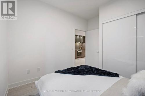 813 - 15 Mercer Street, Toronto, ON - Indoor Photo Showing Bedroom