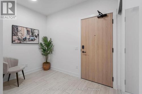 813 - 15 Mercer Street, Toronto, ON - Indoor Photo Showing Other Room