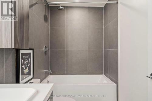 813 - 15 Mercer Street, Toronto, ON - Indoor Photo Showing Bathroom