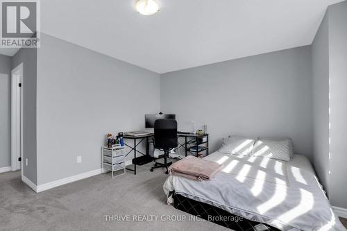 3747 Somerston Crescent, London, ON - Indoor Photo Showing Bedroom