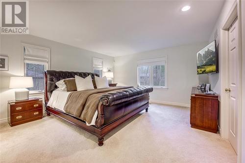 10216 Parkside Crescent, Grand Bend, ON - Indoor Photo Showing Bedroom