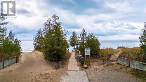 10216 Parkside Crescent, Grand Bend, ON - Outdoor With View