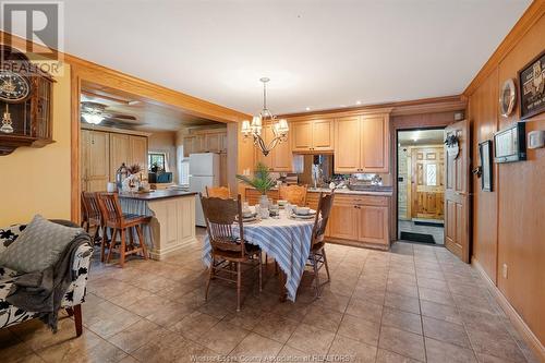 4 Pulley Road, Leamington, ON - Indoor Photo Showing Dining Room